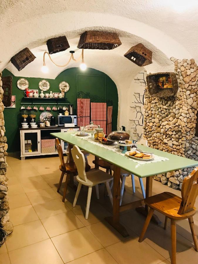 B&B Le Grette Gioia Dei Marsi Dış mekan fotoğraf