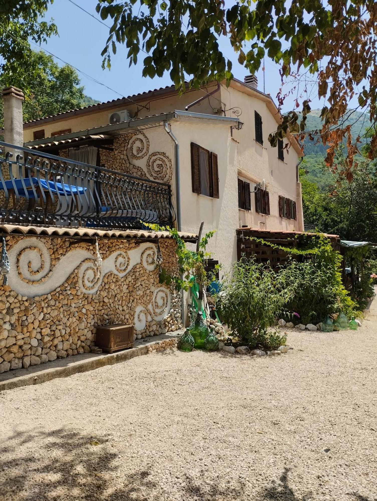 B&B Le Grette Gioia Dei Marsi Dış mekan fotoğraf