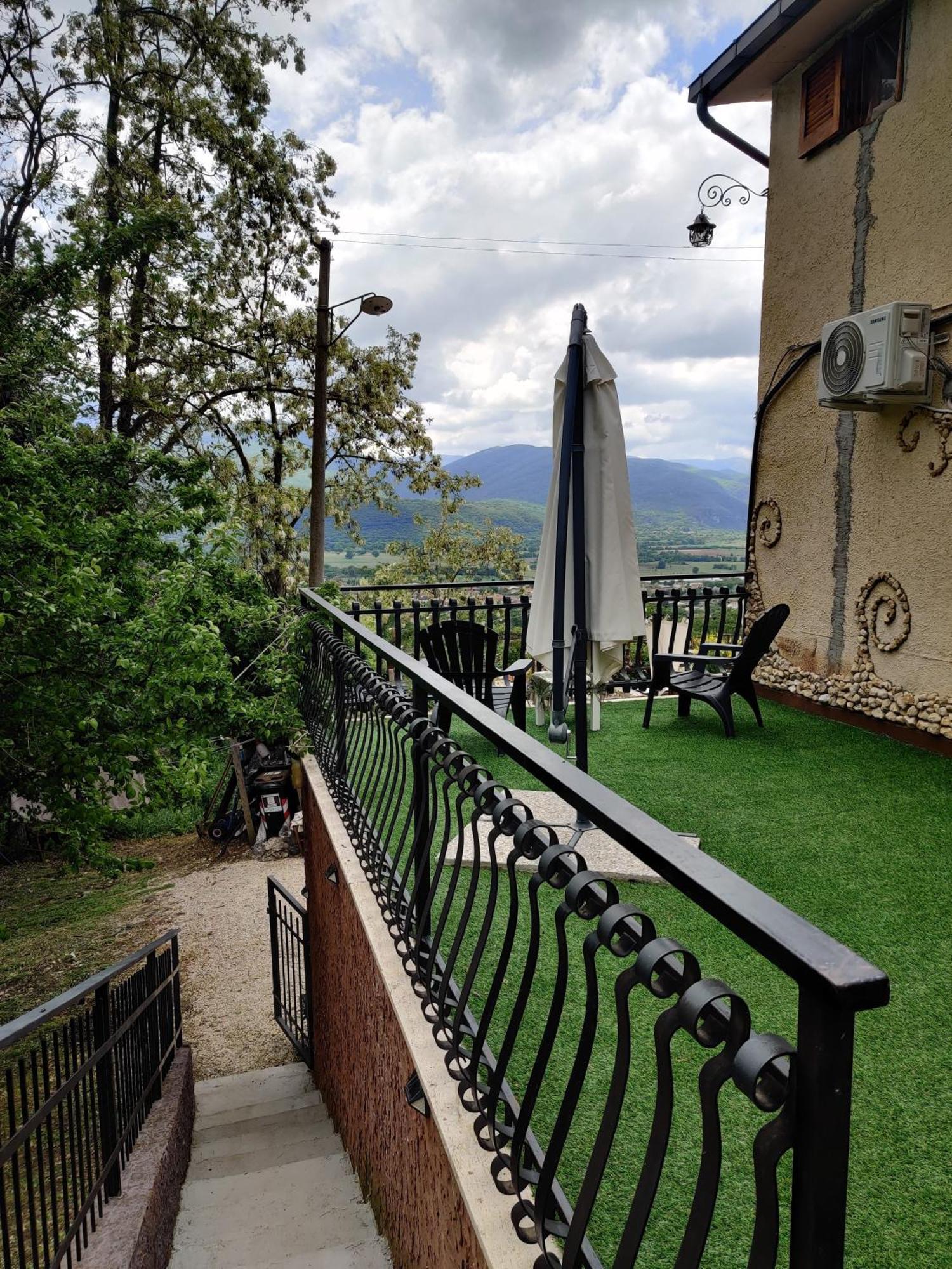 B&B Le Grette Gioia Dei Marsi Dış mekan fotoğraf